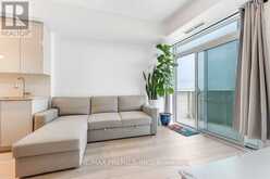 816 - 10 ABEJA STREET | Vaughan Ontario | Slide Image Eight