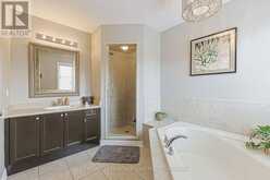 25 BETONY DRIVE | Richmond Hill Ontario | Slide Image Twelve