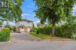 6 DAMASCUS DRIVE | Toronto Ontario | Slide Image Two