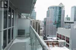 2009 - 300 FRONT STREET | Toronto Ontario | Slide Image Sixteen
