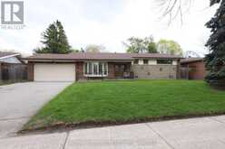 83 PEGASUS TRAIL | Toronto Ontario | Slide Image Two