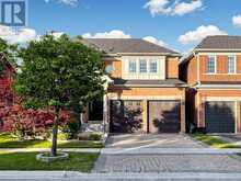 27 WAGON WHEEL CRESCENT | Richmond Hill Ontario | Slide Image One
