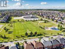 27 WAGON WHEEL CRESCENT | Richmond Hill Ontario | Slide Image Forty