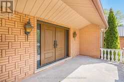 58 WOODCREST ROAD | Barrie Ontario | Slide Image Four