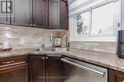 403 DELREX BOULEVARD | Halton Hills Ontario | Slide Image Fifteen