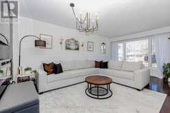 403 DELREX BOULEVARD | Halton Hills Ontario | Slide Image Nine