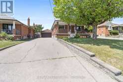 30 FORTHBRIDGE CRESCENT | Toronto Ontario | Slide Image One