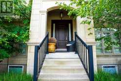 184 DORVAL DRIVE | Oakville Ontario | Slide Image Two
