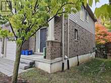 50 - 112 NORTH CENTRE ROAD | London Ontario | Slide Image Three