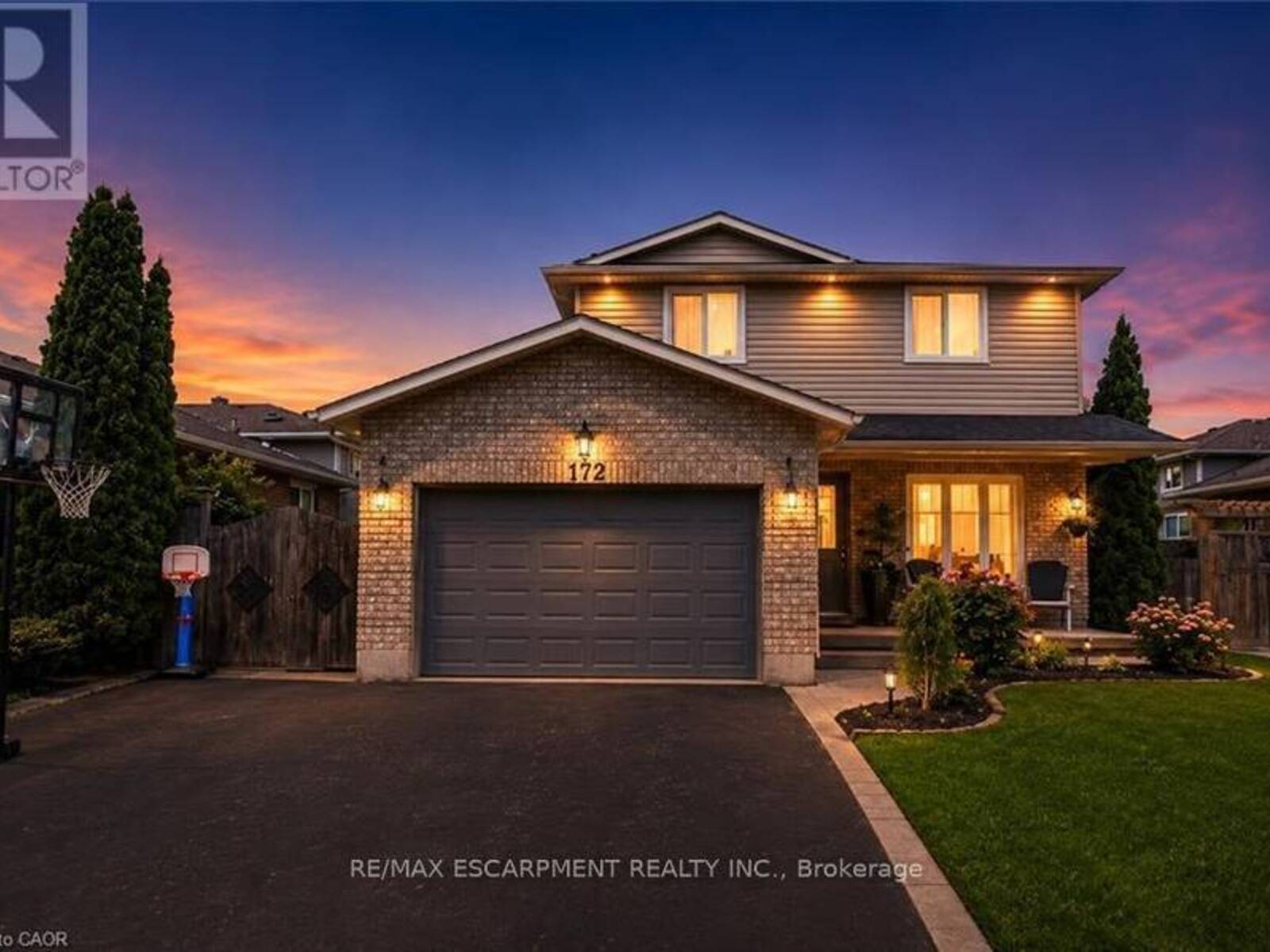 172 HIGHLAND ROAD W, Hamilton, Ontario L8J 2S6