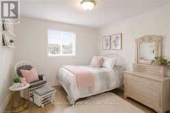 172 HIGHLAND ROAD W | Hamilton Ontario | Slide Image Sixteen