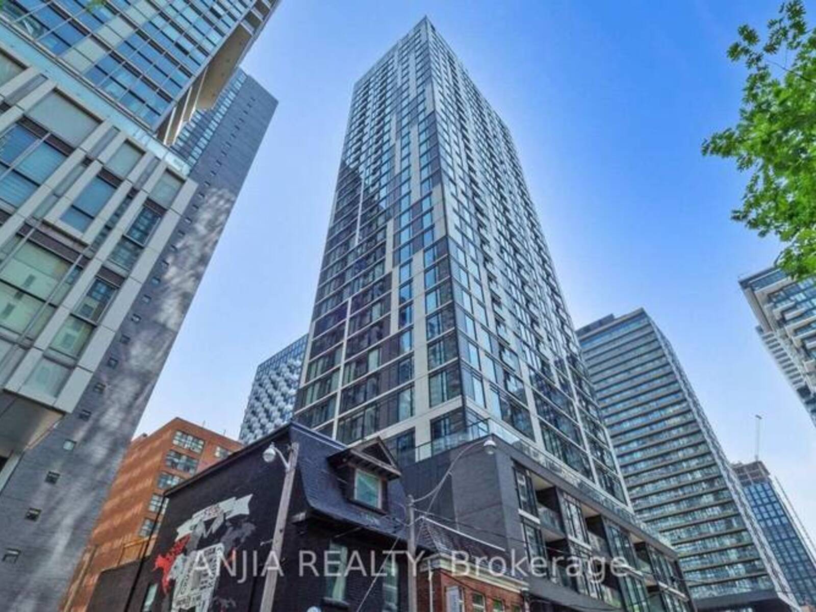 2303 - 65 MUTUAL STREET, Toronto, Ontario M5B 0E5