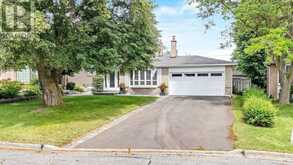 37 FLEANCE DRIVE | Markham Ontario | Slide Image One