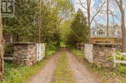 1097 MINERAL SPRINGS ROAD | Ancaster Ontario | Slide Image Four