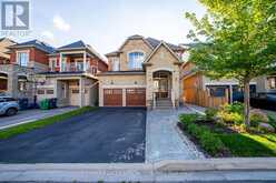 17 TYSONVILLE CIRCLE | Brampton Ontario | Slide Image One