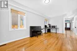 17 TYSONVILLE CIRCLE | Brampton Ontario | Slide Image Nine