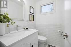 259 GLENWOODS AVENUE | Georgina Ontario | Slide Image Sixteen