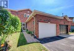1140 AVONDALE DRIVE | Oakville Ontario | Slide Image Two