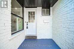 25 NABOB CRESCENT | Toronto Ontario | Slide Image Five