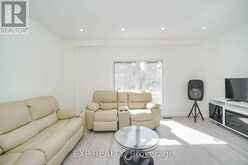 25 NABOB CRESCENT | Toronto Ontario | Slide Image Seven