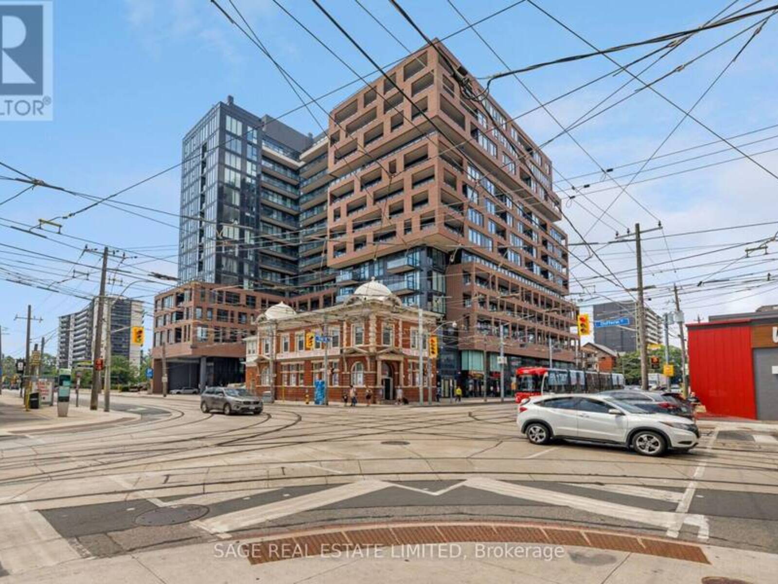 1012 - 270 DUFFERIN STREET, Toronto, Ontario M6K 0H8