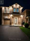 52 HOLLINGSWORTH CIRCLE | Brampton Ontario | Slide Image One