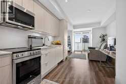 3905 - 430 SQUARE ONE DRIVE | Mississauga Ontario | Slide Image Seven