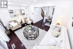 42 MARSDALE CRESCENT | Toronto Ontario | Slide Image Eight
