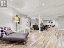 315 NORTH LAKE ROAD | Richmond Hill Ontario | Slide Image Thirty-one