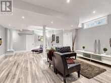 315 NORTH LAKE ROAD | Richmond Hill Ontario | Slide Image Thirty-three