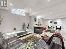 315 NORTH LAKE ROAD | Richmond Hill Ontario | Slide Image Thirty-five