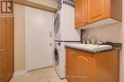 54 MEYER CIRCLE | Markham Ontario | Slide Image Fifteen