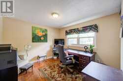 54 MEYER CIRCLE | Markham Ontario | Slide Image Nineteen