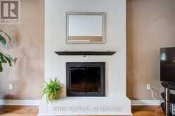 54 MEYER CIRCLE | Markham Ontario | Slide Image Eight