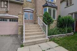 12 SWEET VALERIE COURT | Vaughan Ontario | Slide Image Three