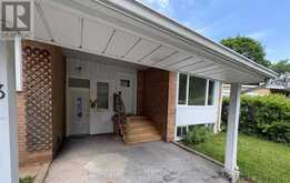 73 BERKINSHAW CRESCENT | Toronto Ontario | Slide Image Three