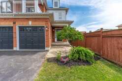 27 CLAIR AVENUE | Whitby Ontario | Slide Image Three