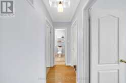 65 WHITE'S HILL AVENUE | Markham Ontario | Slide Image Nineteen