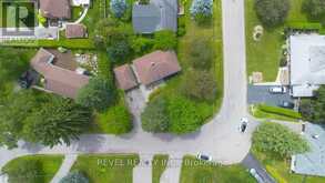16 CARRINGTON COURT | Ancaster Ontario | Slide Image Four
