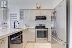 111 KNOWLES DRIVE | Toronto Ontario | Slide Image Nine