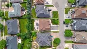6 AYRSHIRE COURT | Brampton Ontario | Slide Image Fifty