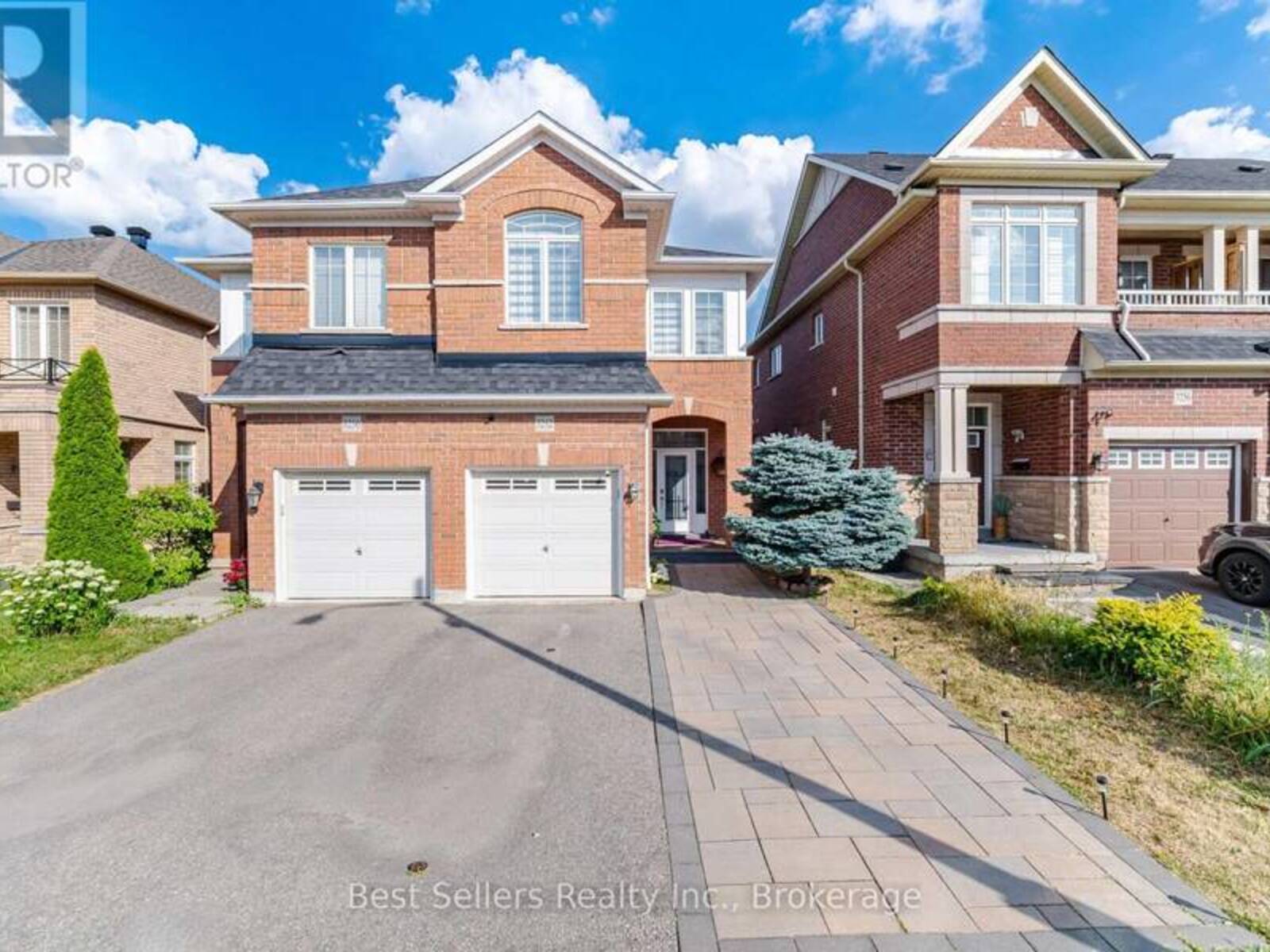 3252 SUNLIGHT STREET, Mississauga, Ontario L5M 7C3