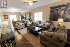 61 MCINTYRE DRIVE | Barrie Ontario | Slide Image Fifteen