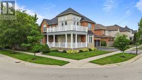 29 DELROSA WAY | Hamilton Ontario | Slide Image Two