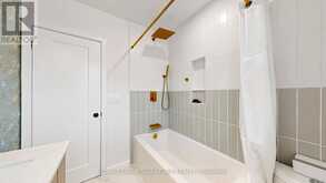 33 NEAPOLITAN DRIVE | Toronto Ontario | Slide Image Twenty-two