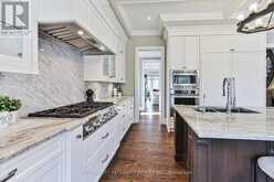 65 SUNSET BEACH ROAD | Richmond Hill Ontario | Slide Image Twelve