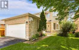 123 RUFFET DRIVE | Barrie Ontario | Slide Image Three