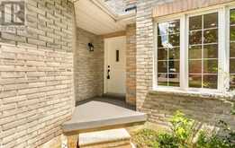 123 RUFFET DRIVE | Barrie Ontario | Slide Image Five