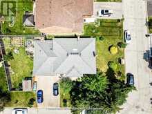 4449 IDLEWILDE CRESCENT | Mississauga Ontario | Slide Image Three