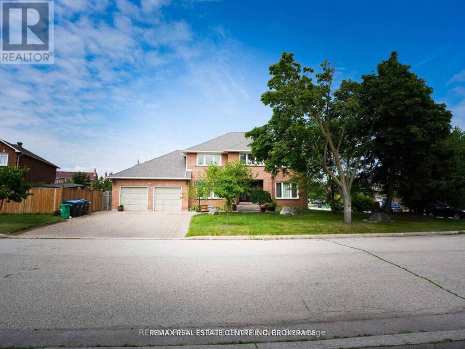 4449 IDLEWILDE CRESCENT, Mississauga, Ontario L5M 4E5